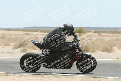 media/Apr-26-2025-BRL Bagger Racing League (Sat) [[9e270f465f]]/6-Liquid and Air Cooled Twins Race/